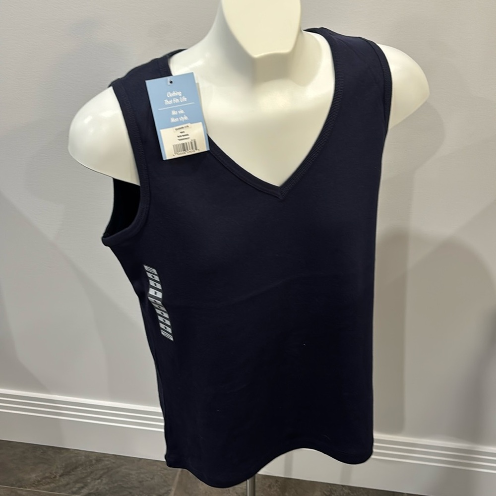New with tags Navy sleeveless tank top